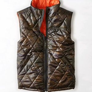American Eagle AEO Men’s Reversible Quilted Vest